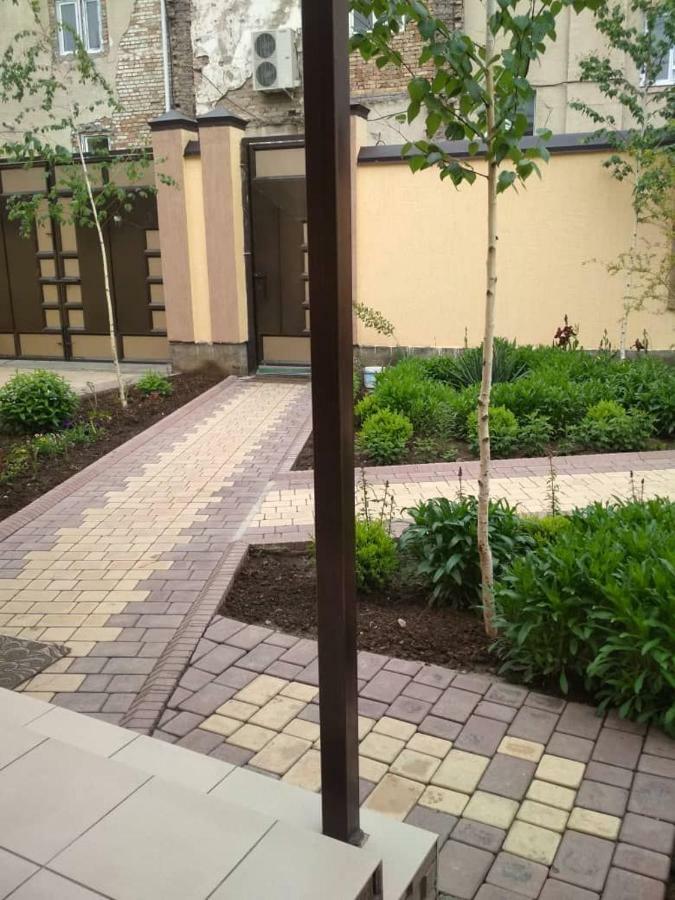 Medi Guest House Osch Exterior foto