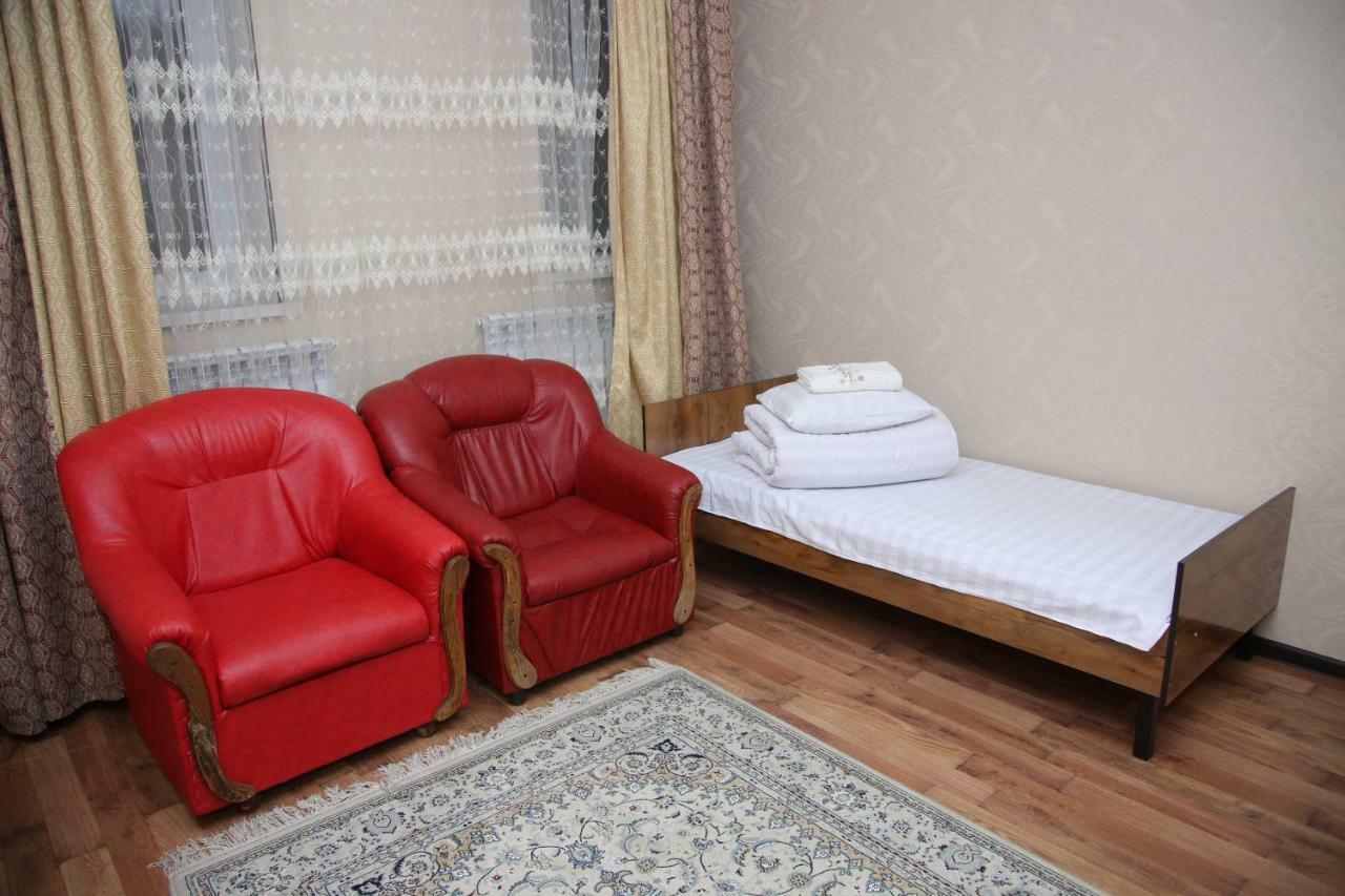 Medi Guest House Osch Exterior foto